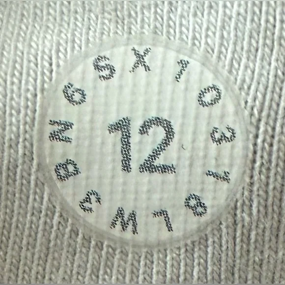 Lululemon High Lines Pullover
Heathered Core Ultra Light Grey - Picture 12 of 12